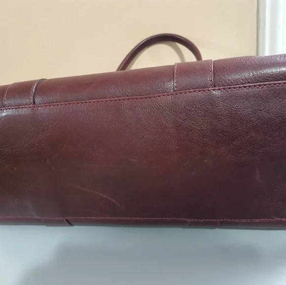 Lotuff Leather Handbag - Picture 7 of 7